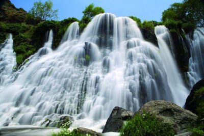 Tatev & Shaki Waterfall Guided Group Tour with Wine Tasting - Tatev Monastery on a High Plateau: Architecture Meets Mountain Air