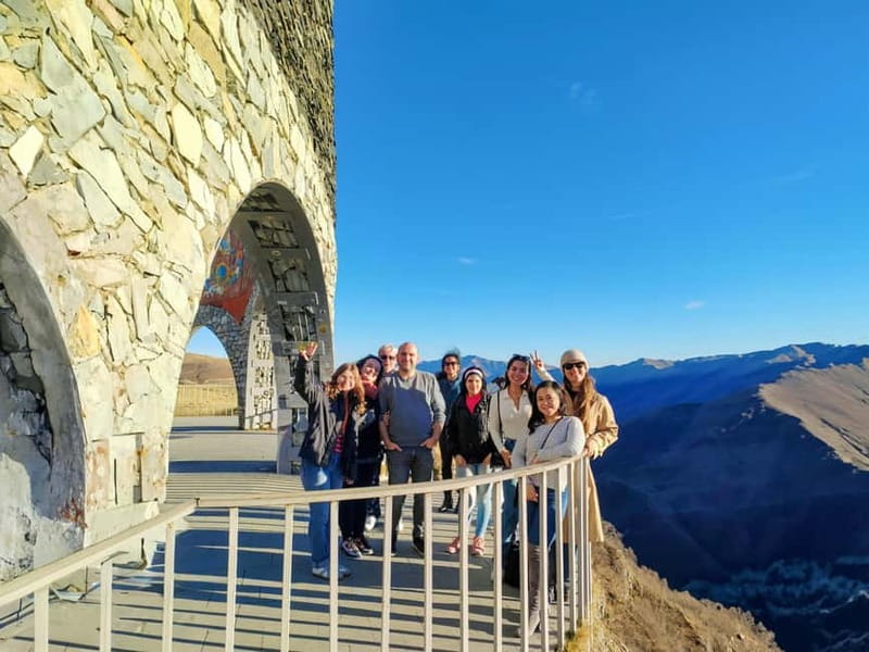 Tbilisi: Day Trip to Kazbegi, Gudauri, Gergeti, and Ananuri - Pasanauri lunch: khinkali country break (and what to expect)