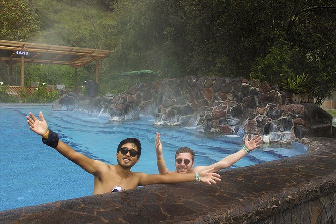 Termas de Papallacta Hot Springs full day tour from Quito - Papallacta Lagoon lookout: cool air before the soak