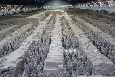 Terra-Cotta Warriors & Horses Essential Full Day Tour from Xi'an - Museum stop 1: seeing the main pits and getting your bearings fast