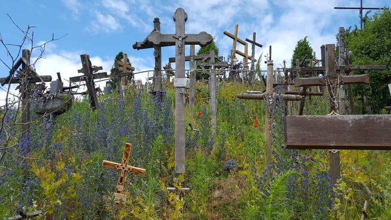 The Hill of Crosses: Full-Day Tour from Vilnius - The cross symbolism lesson: how to read what you’re seeing