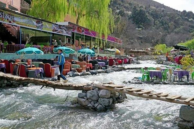 The Ourika valley for a day trip - Ourika town: the market day rhythm (Monday and Friday)
