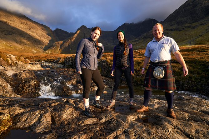The Ultimate Isle of Skye Day Tour from Inverness - Eilean Donan Castle: the famous image, no ticketed visit