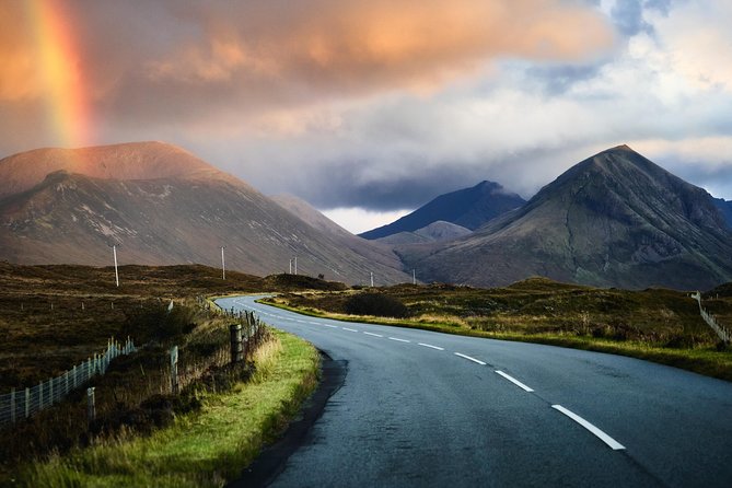The Ultimate Isle of Skye Day Tour from Inverness - The return drive: glens, losses, and the story behind the quiet