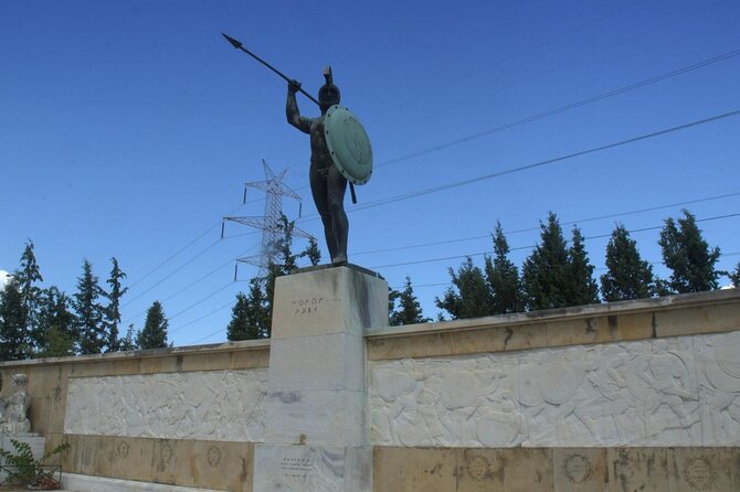 Thermopylae and Delphi Private Full-Day Tour from Athens - Drivers versus licensed guides: what to expect at the sites