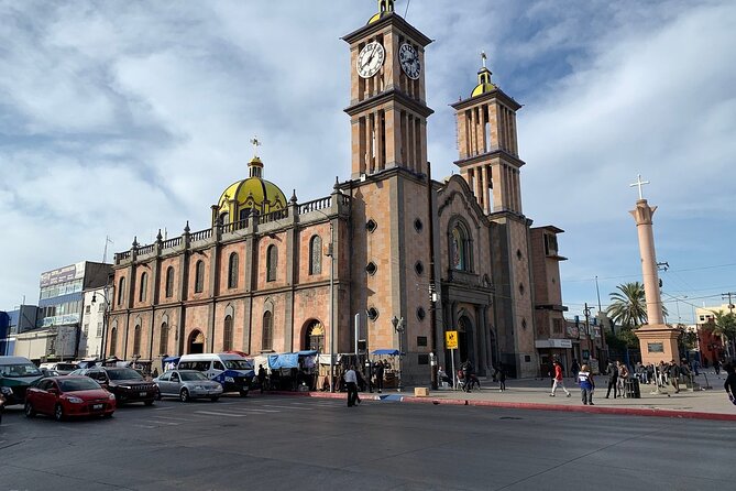 Tijuana Toe Dip: Day Trip from San Diego - Lunch and drinks: eating your way through the day
