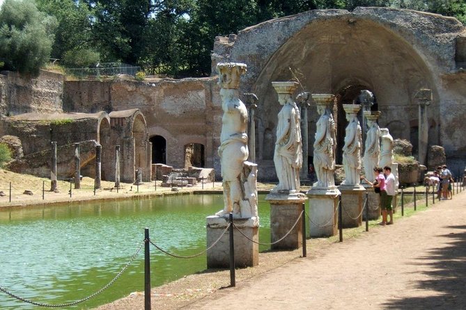 Tivoli Day Tour from Rome : Hadrian’s Villa and Villa D’Este - Villa d’Este and the Fountain of Neptune: water-powered theatre