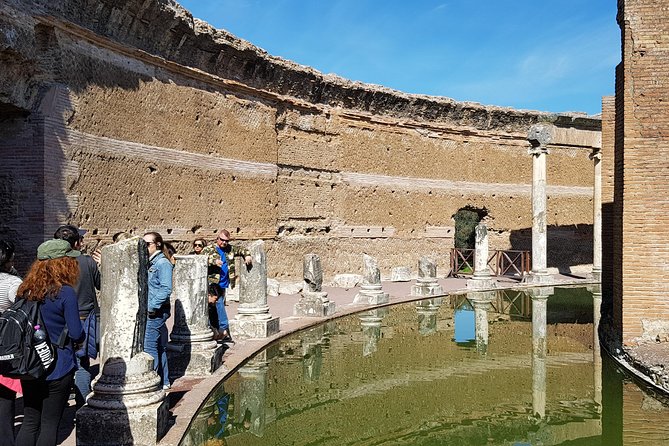 Tivoli Villas Full Day Trip From Rome with Lunch - Tivoli’s Two Sides: Emperor Ruins and Fountain Theater