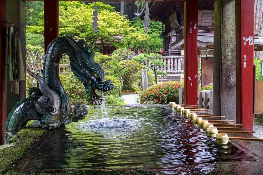 Tokyo: Mount Fuji and Hakone Private Sightseeing Day Tour - Chureito Pagoda in Arakurayama Sengen Park: Fuji’s Most Famous Photo Angle