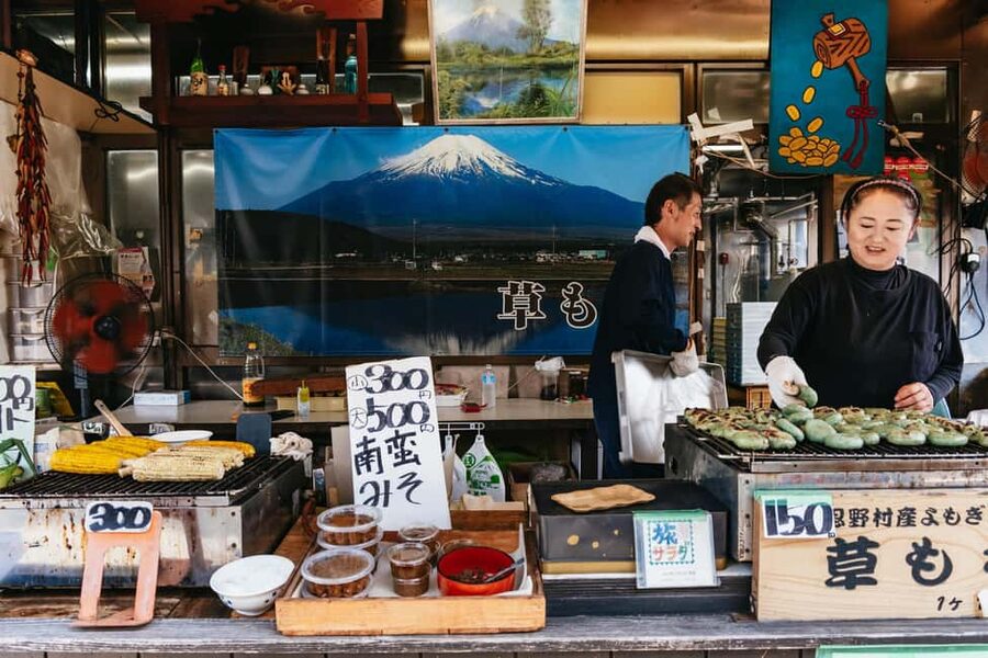 Tokyo: Mt. Fuji, Kamakura, Big Buddha, & Lake Ashi Day Trip - Oishi Park and Lake Kawaguchi: Your Late-Day Fuji Play