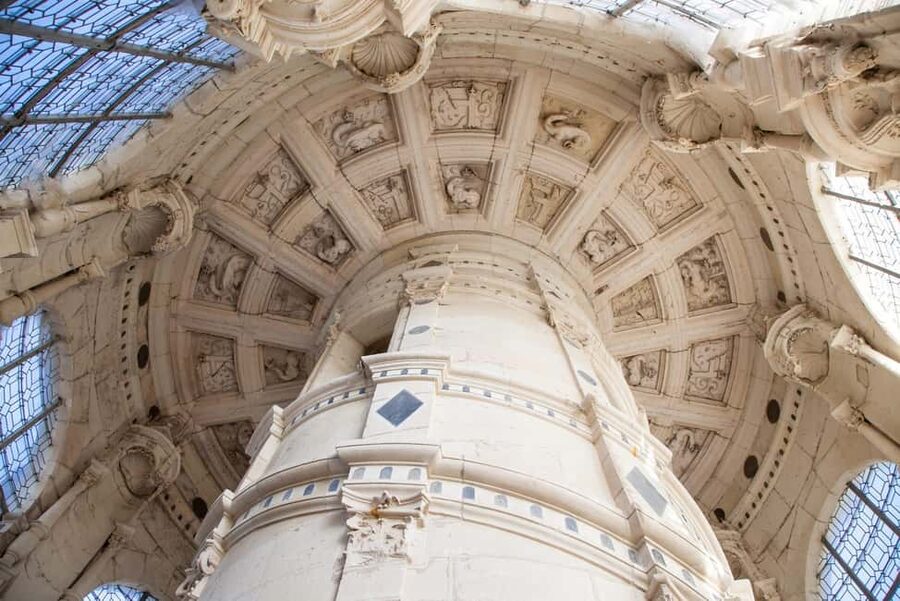 Tours/Amboise: Chambord, Chenonceau Day Trip & Wine Tasting - Lunch time in Amboise: how to use your hour wisely
