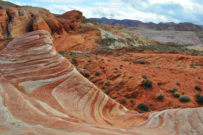 Valley of Fire State Park Day Tour from Las Vegas - Photo stops on the way in and out (and what that adds)
