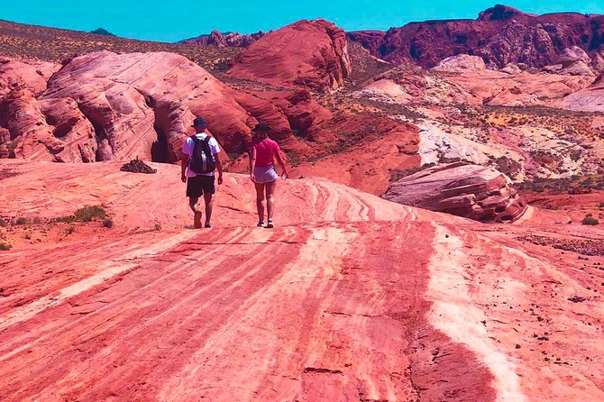 Valley of Fire State Park Day Tour from Las Vegas - Comfort on the road: AC, seatbelts, and what to do with your stuff