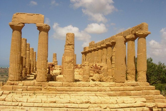 Valley of the Temples and Villa Romana del Casale Day Trip from Taormina - Group size, languages, and hearing the guide