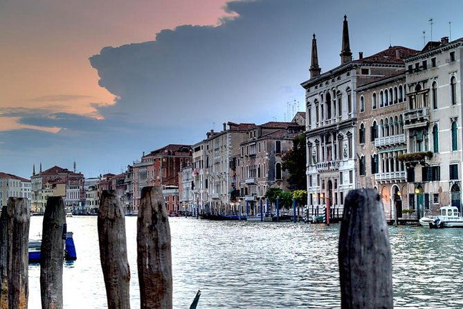 Venice Day Trip from Milan with Guided City Tour - Milan to Venice by coach: the long ride that sets the tempo
