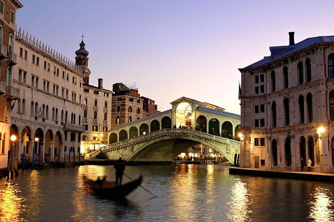Venice Day Trip from Milan with Guided City Tour - Calli maze time: seeing how locals might feel in your legs