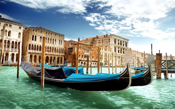 Venice Day Trip from Milan with Guided City Tour - Glass-making workshop near St Mark’s: hands-on craft, not just shopping