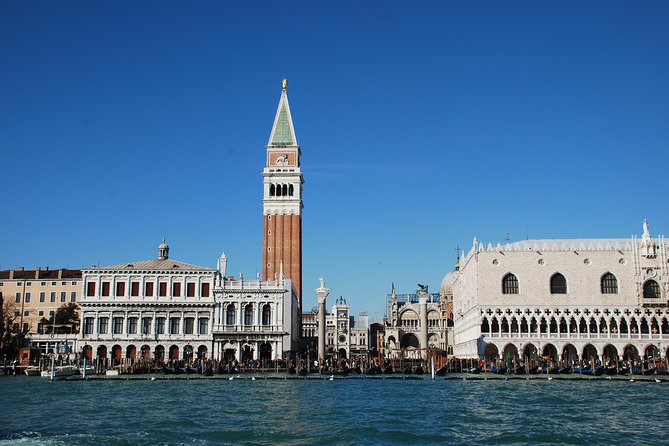 Venice Day Trip from Milan with Guided City Tour - Venice’s first hit: lagoon boat cruise and instant atmosphere