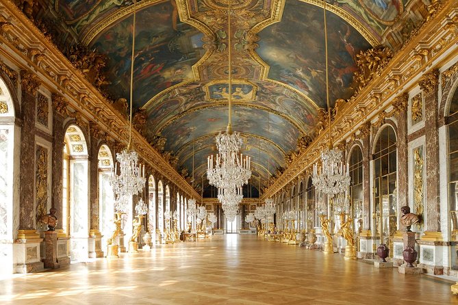 Versailles Timed Entrance Ticket and Giverny Small Group Day Trip from Paris - Central Paris pickup, air-conditioned van, and a tight 9-hour flow