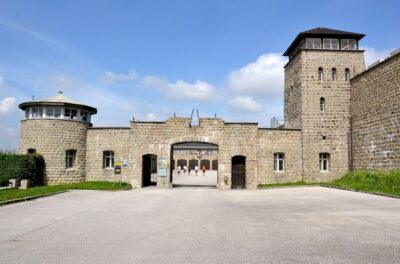 Vienna: Day Trip to Mauthausen Concentration Camp Memorial - The live guided tour: Roll call, barracks, and the Stairs of Death