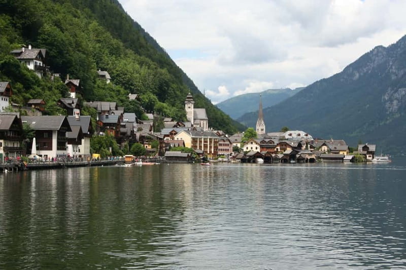 Vienna: Hallstatt, Salzburg, Melk, Alps & Lakes Day Trip - Passing Salzkammergut lakes: scenery without the planning headache