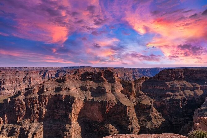 VIP Luxury Grand Canyon West and Hoover Dam with Skywalk - Hoover Dam bypass bridge: the best photo break you’ll get