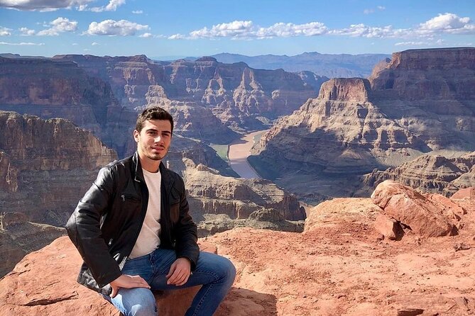 VIP Luxury Grand Canyon West and Hoover Dam with Skywalk - Skywalk: worth it, but only if you plan for the rules and timing
