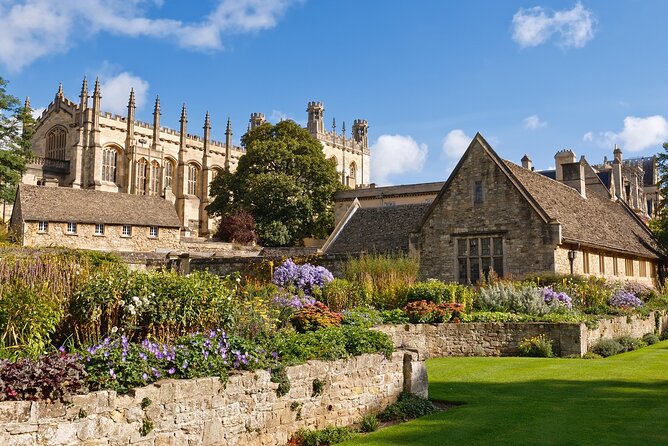 Warwick Castle, Oxford, Stratford-upon-Avon & Cotswolds Day trip - Oxford’s Dreaming Spires walk in just one hour