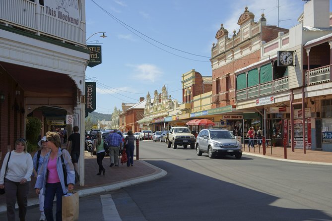 Wave Rock, York and Aboriginal Cultural Day Tour from Perth - Lunch at the Wildflower Shoppe area: included, simple, and fast