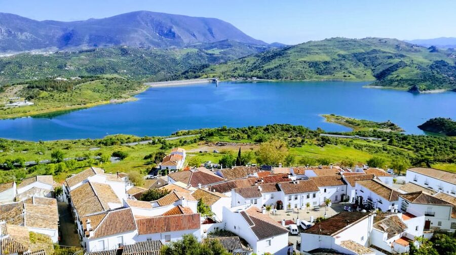 White Villages and Ronda: Day trip from Seville. - Zahara de la Sierra: White Streets, Viewpoints, and a Quick Taste of Hilltop Life