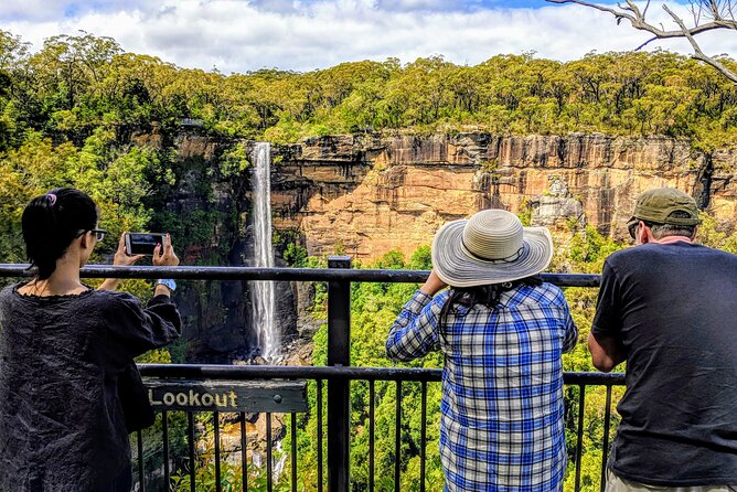 Wildlife, Waterfalls and Wine Day Tour from Sydney - From Circular Quay to Royal National Park: the real start of the day