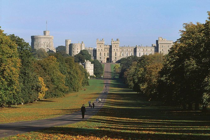 Windsor, Stonehenge and Bath Day Trip from London Spanish - Who should book this day trip (and who shouldn’t)