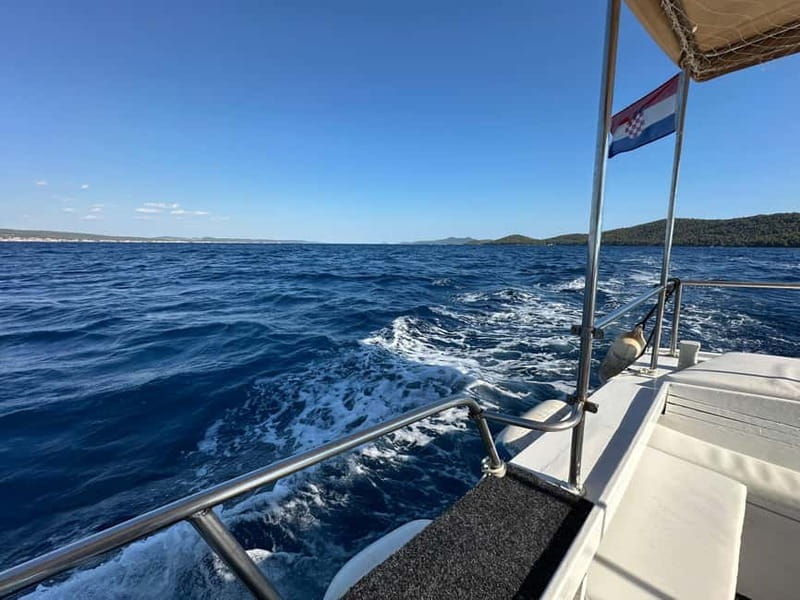 Zadar: Half-day trip boat with drinks and snorkeling - Ošljak island hour: calmer water time and better snorkeling odds