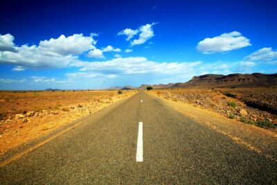 Zagora Desert: 2-Day Trip from Marrakesh - Crossing the High Atlas via Tizi N’Tichka: when the drive becomes the show